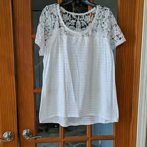 Light weight dress tee NWOT